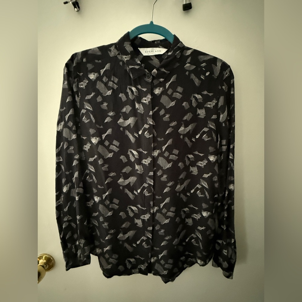 Everlane Black Silk Patterned Button Up
